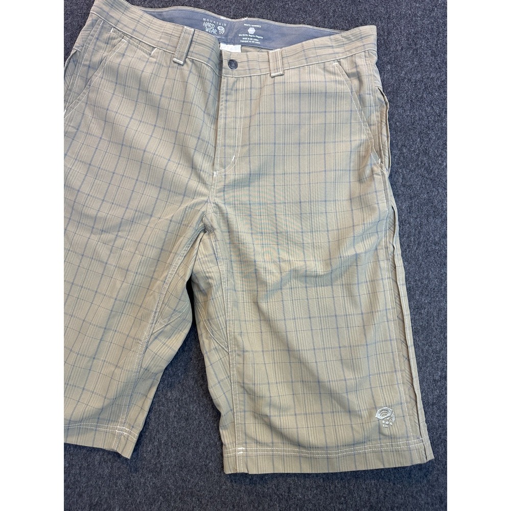 Mountain Hardwear Plaid Grid 13.5" Long Inseam Chino Shorts Beige Men's Size 36 - Picture 4 of 15